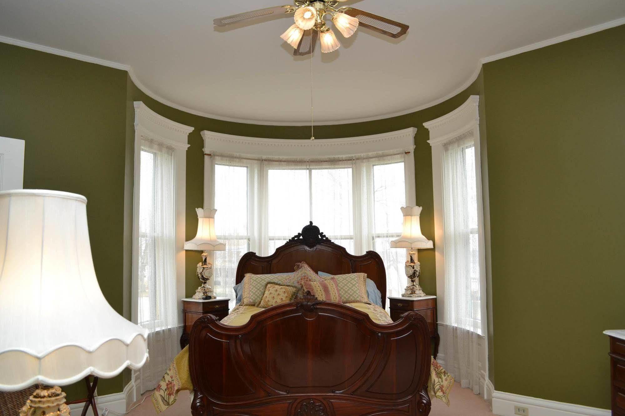 The Grand Anne Bed And Breakfast Keokuk Екстериор снимка
