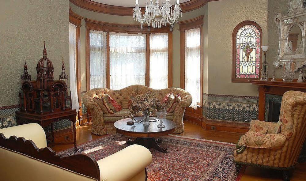 The Grand Anne Bed And Breakfast Keokuk Екстериор снимка
